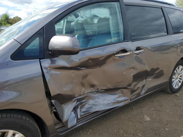 Photo 9 from auction – 2015 TOYOTA SIENNA XLE with VIN 5TDYK3DC1FS623992