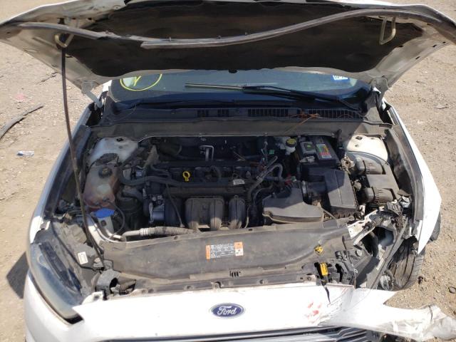 Photo 7 from auction – 2016 FORD FUSION SE with VIN 3FA6P0H73GR187273