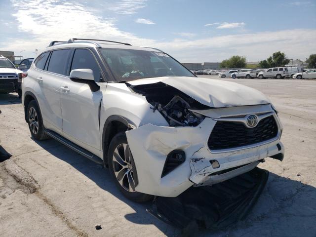 TOYOTA HIGHLANDER 2021 with VIN 5TDGZRAH9MS522805 - Photo from auction