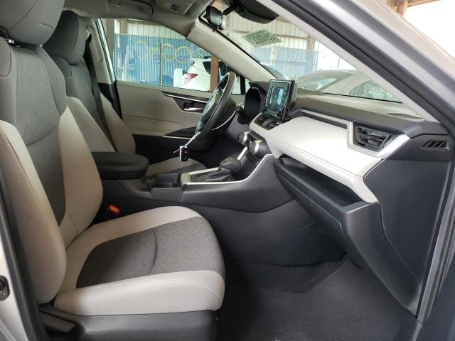 Photo 5 from auction – 2020 TOYOTA RAV4 XLE with VIN 2T3W1RFV4LC063361