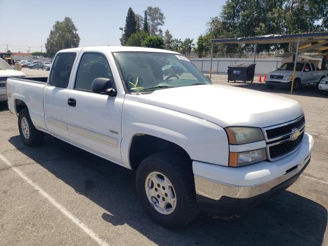Photo 1 from auction – 2006 CHEVROLET SILVERADO with VIN 1GCEK19T46Z292050