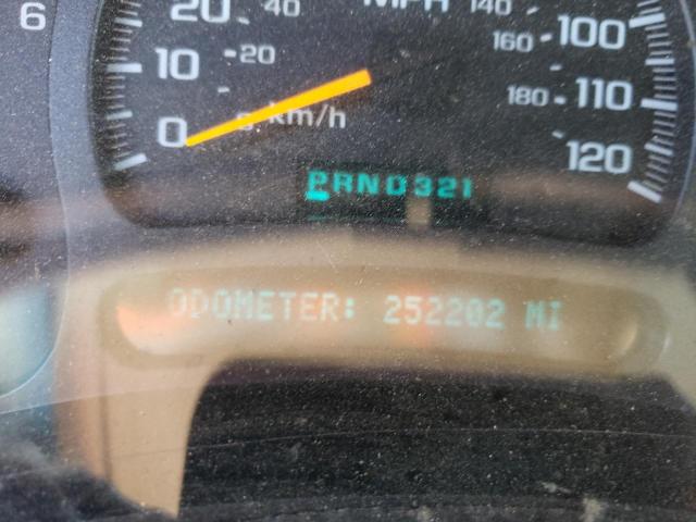 Photo 8 from auction – 2003 CHEVROLET SILVERADO with VIN 2GCEC19T831157204