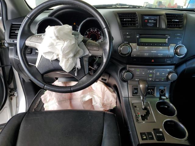 Photo 9 from auction – 2010 TOYOTA HIGHLANDER with VIN 5TDJK3EH3AS021731
