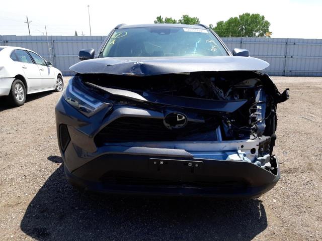Photo 9 from auction – 2022 TOYOTA RAV4 XLE with VIN 2T3P1RFV5NC257128