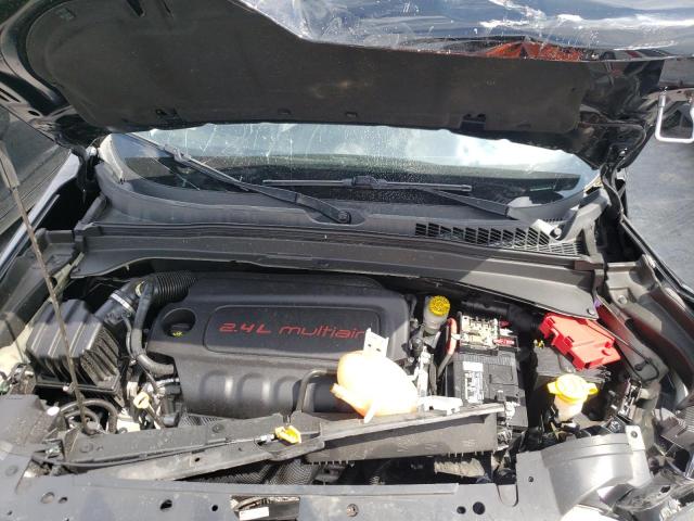 Photo 7 from auction – 2018 JEEP RENEGADE L with VIN ZACCJABBXJPH43792