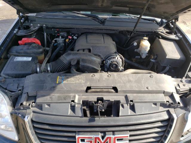 Photo 7 from auction – 2008 GMC YUKON with VIN 1GKFC13038J189319