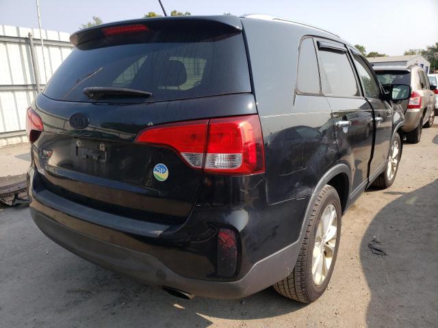 Photo 4 from auction – 2015 KIA SORENTO EX with VIN 5XYKUDA79FG642283
