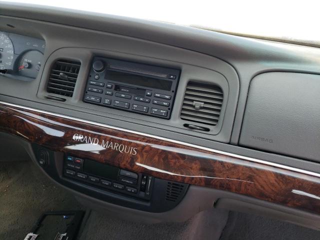Photo 9 from auction – 2004 MERCURY GRAND MARQ with VIN 2MEFM75W34X686769