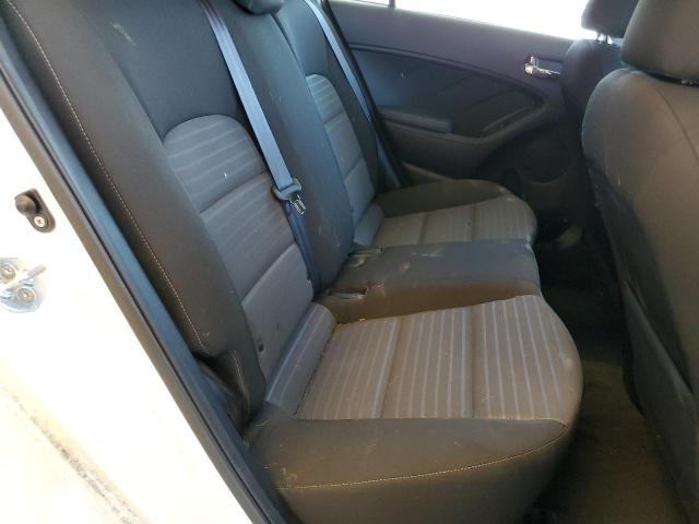 Photo 6 from auction – 2017 KIA FORTE LX with VIN 3KPFL4A70HE087468