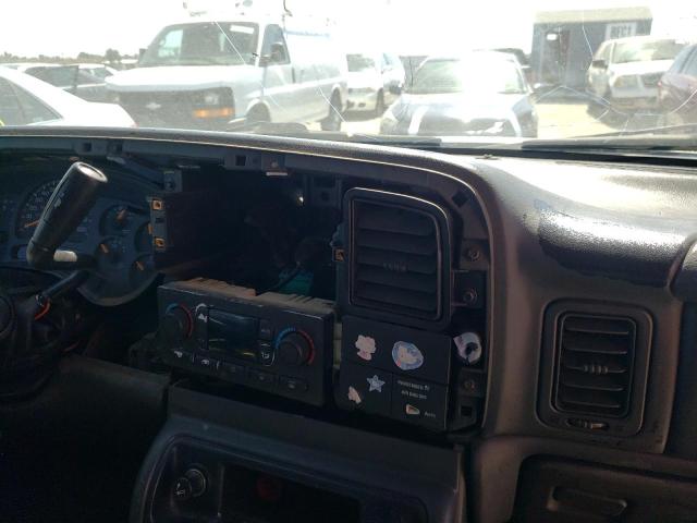 Photo 9 from auction – 2003 CHEVROLET SILVERADO with VIN 2GCEC19T831157204