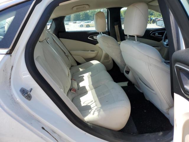 Photo 6 from auction – 2015 CHRYSLER 200 LIMITE with VIN 1C3CCCAB1FN682893