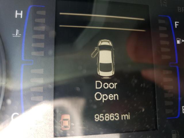 Photo 8 from auction – 2015 CHRYSLER 200 LIMITE with VIN 1C3CCCAB8FN652743