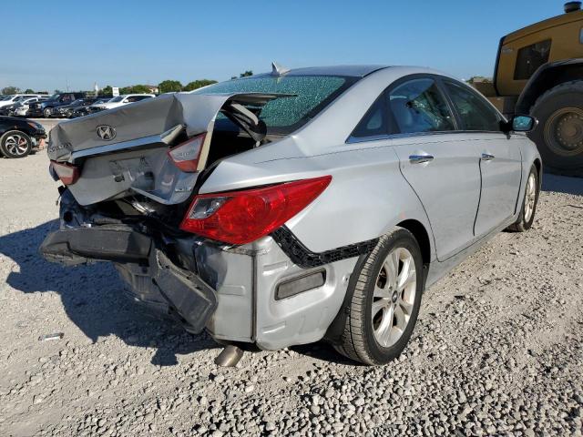 Foto 4 de la subasta – 2011 HYUNDAI SONATA SE con VIN 5NPEC4AC8BH075676