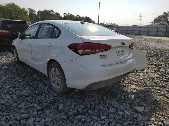 Photo 3 from auction – 2017 KIA FORTE LX with VIN 3KPFK4A71HE010949