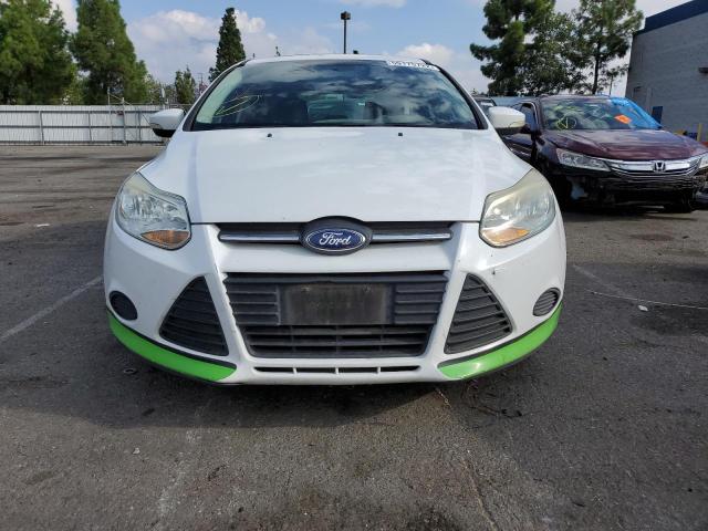 Photo 9 from auction – 2014 FORD FOCUS SE with VIN 1FADP3K20EL322792