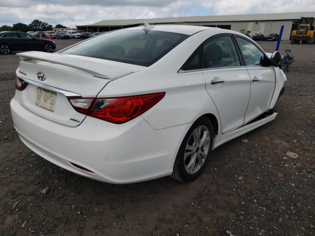 Photo 4 from auction – 2011 HYUNDAI SONATA SE with VIN 5NPEC4AC3BH000478