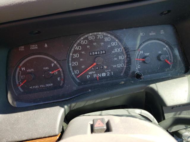 Photo 8 from auction – 2004 FORD CROWN VICT with VIN 2FAFP74W44X178018