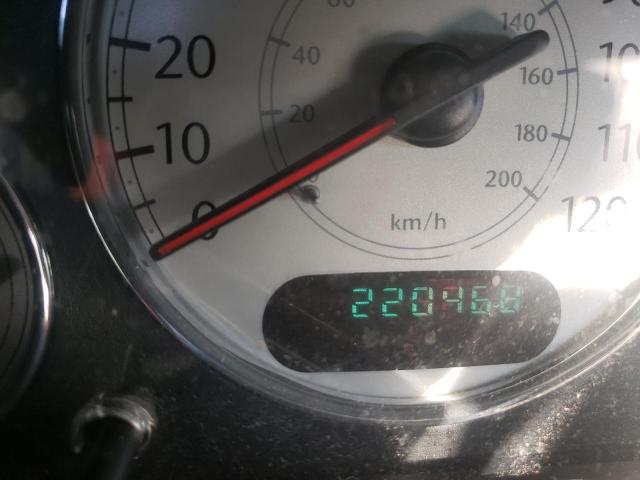 Photo 8 from auction – 2005 CHRYSLER TOWN & COU with VIN 2C8GP64L55R409639