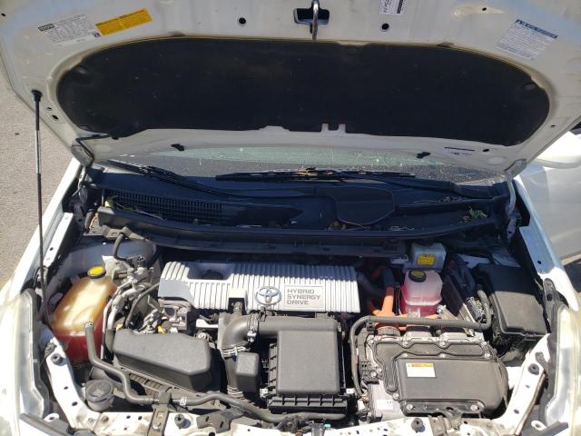 Photo 7 from auction – 2014 TOYOTA PRIUS V with VIN JTDZN3EU8E3332540