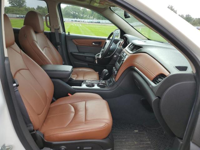 Photo 5 from auction – 2015 CHEVROLET TRAVERSE L with VIN 1GNKRHKDXFJ307019