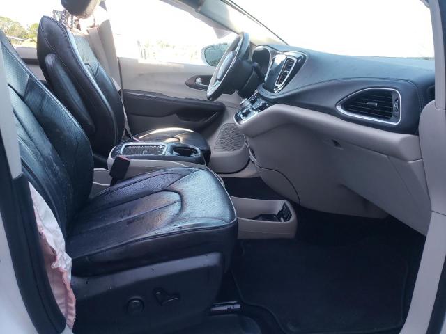 Photo 5 from auction – 2018 CHRYSLER PACIFICA L with VIN 2C4RC1GG8JR141381