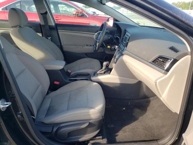Photo 5 from auction – 2017 HYUNDAI ELANTRA SE with VIN 5NPD74LF0HH166246
