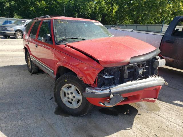 CHEVROLET BLAZER 2000 with VIN 1GNDT13W4Y2380904 - Photo from auction