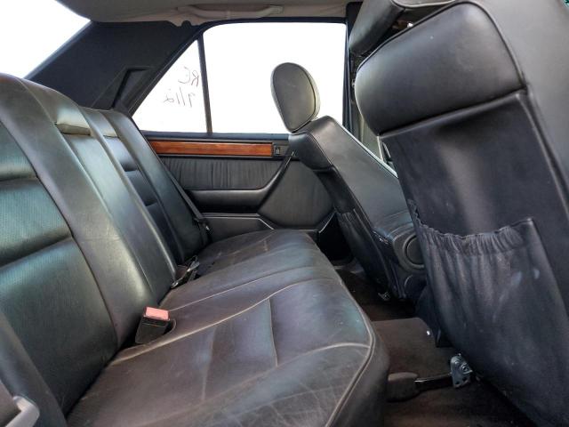 Photo 6 from auction – 1995 MERCEDES-BENZ E 320 BASE with VIN WDBEA32E2SC249767