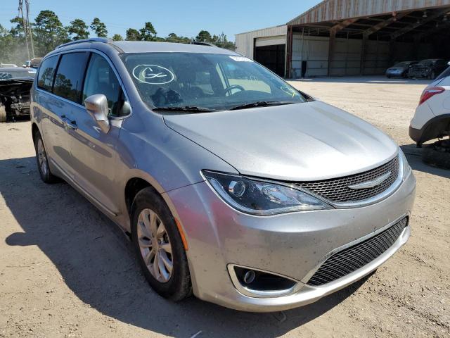 CHRYSLER PACIFICA T 2018 with VIN 2C4RC1BG9JR269412 - Photo from auction