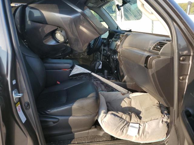 Photo 5 from auction – 2015 TOYOTA 4RUNNER SR with VIN JTEBU5JR9F5204620