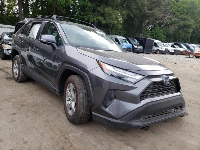 Photo 1 from auction – 2022 TOYOTA RAV4 XLE with VIN 4T3RWRFV2NU050737