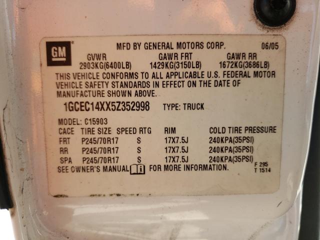 Photo 10 from auction – 2005 CHEVROLET SILVERADO with VIN 1GCEC14XX5Z352998