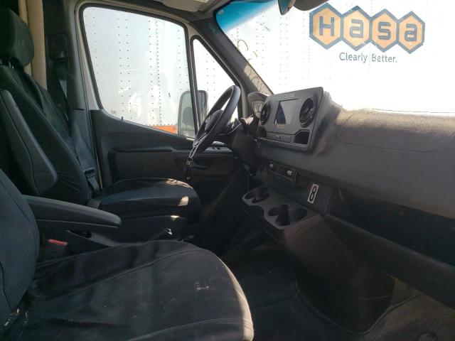 Photo 5 from auction – 2020 WINNEBAGO SPRINTER 3 with VIN WDAPF4CD0KN032331