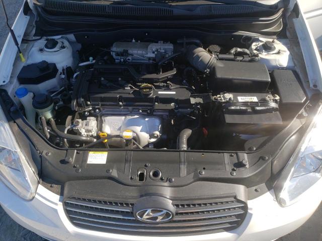 Photo 7 from auction – 2010 HYUNDAI ACCENT GLS with VIN KMHCN4AC8AU426832