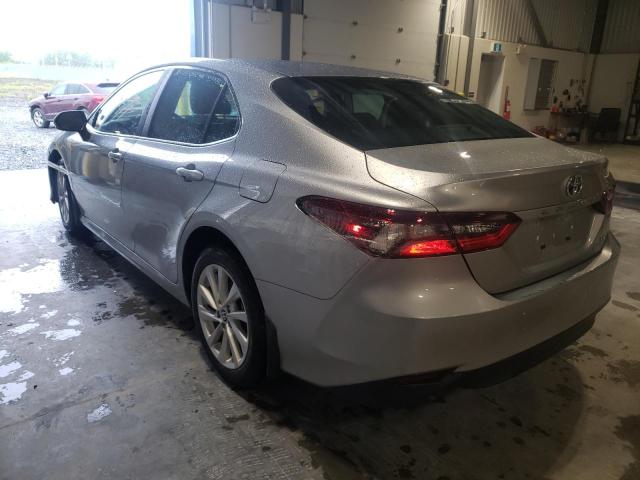 Photo 3 from auction – 2022 TOYOTA CAMRY LE with VIN 4T1C31AK7NU586072