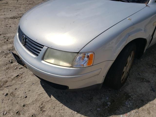 Photo 9 from auction – 2000 VOLKSWAGEN PASSAT GLS with VIN WVWMD23B6YP219529