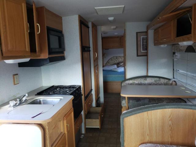 Photo 6 from auction – 2002 WINNEBAGO MOTORHOME with VIN 5B4LP57G223348172