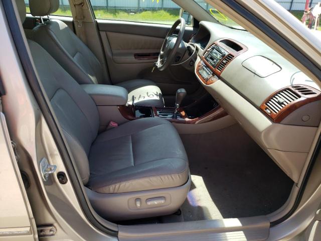 Photo 5 from auction – 2004 TOYOTA CAMRY LE with VIN 4T1BE32K64U843754