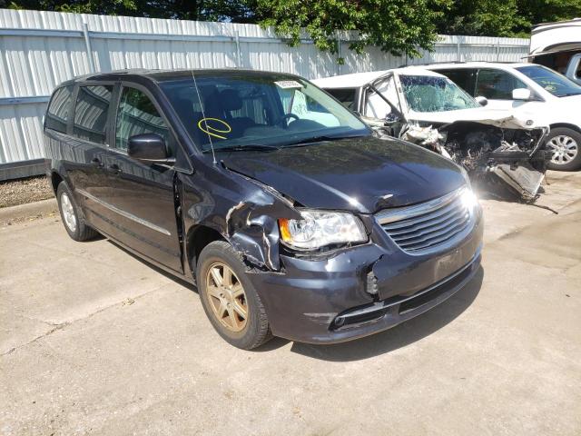 CHRYSLER TOWN & COU 2013 with VIN 2C4RC1BG7DR637834 - Photo from auction
