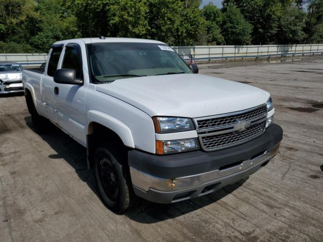 CHEVROLET SILVERADO 2005 with VIN 1GCHK29U55E104413 - Photo from auction