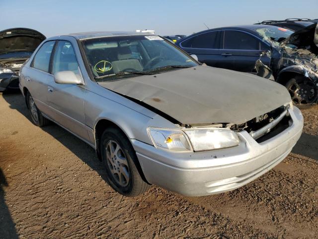 Photo 1 from auction – 2000 TOYOTA CAMRY LE with VIN JT2BF28K7Y0236917