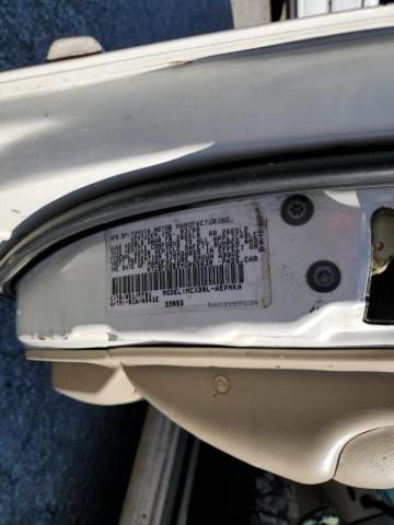Photo 10 from auction – 2000 TOYOTA AVALON XL with VIN 4T1BF28B3YU065630