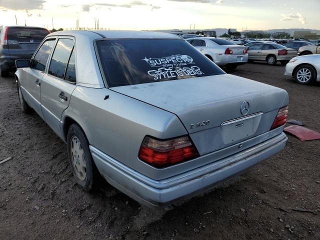 Photo 3 from auction – 1995 MERCEDES-BENZ E 320 BASE with VIN WDBEA32E2SC249767