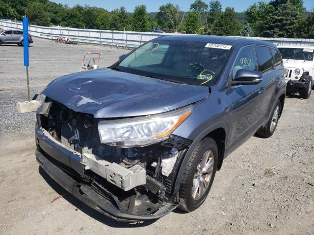 Photo 2 from auction – 2016 TOYOTA HIGHLANDER with VIN 5TDBKRFHXGS322737