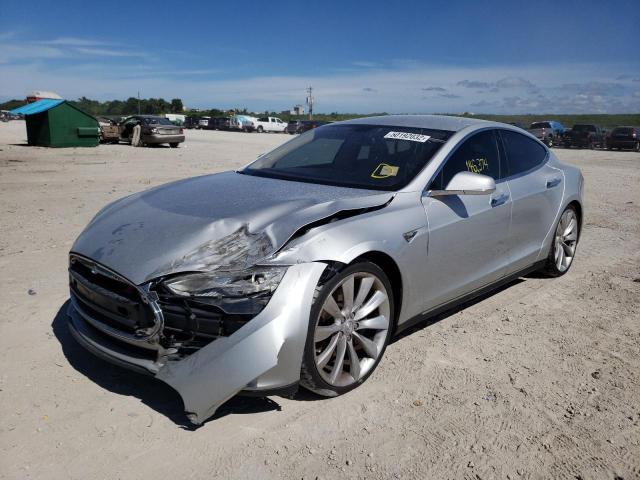 Photo 2 from auction – 2013 TESLA MODEL S with VIN 5YJSA1DP6DFP06299