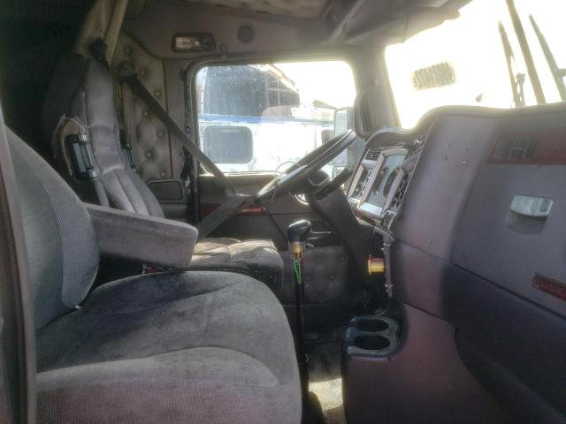 Photo 6 from auction – 2007 KENWORTH CONSTRUCTI with VIN 1XKADB9X67J199617