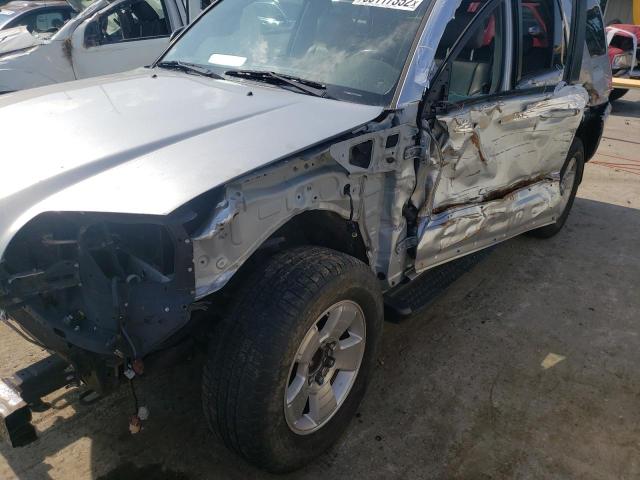 Photo 9 from auction – 2005 TOYOTA 4RUNNER SR with VIN JTEZU14R150046529