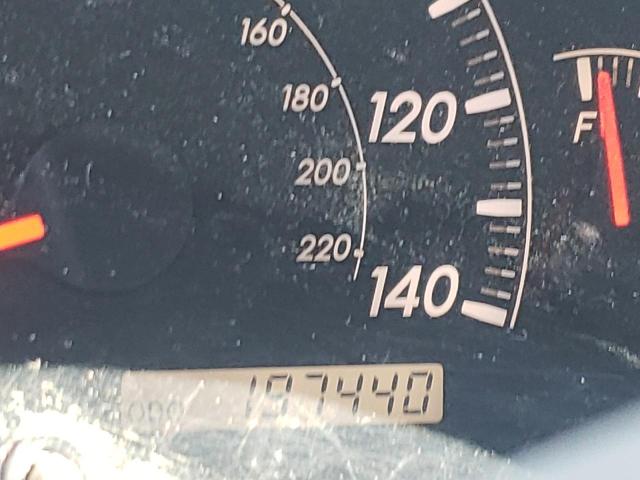 Photo 8 from auction – 2005 TOYOTA CAMRY LE with VIN 4T1BE32K05U034395