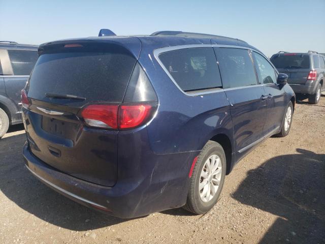 Photo 4 from auction – 2017 CHRYSLER PACIFICA T with VIN 2C4RC1BG2HR733828