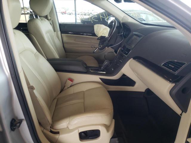 Photo 5 from auction – 2013 LINCOLN MKT with VIN 2LMHJ5FK7DBL54141